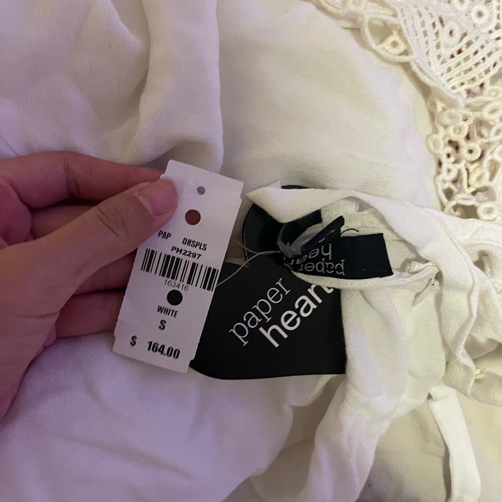LF White Mini Romper - Picture 4 of 4